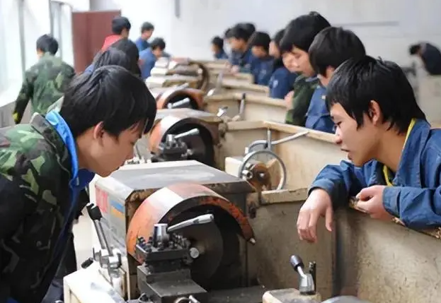 讲堂学习网络随同项目体会五维交融体系的课程设计初衷 讲堂学习网络随同项目体会五维交融体系的课程设计初衷