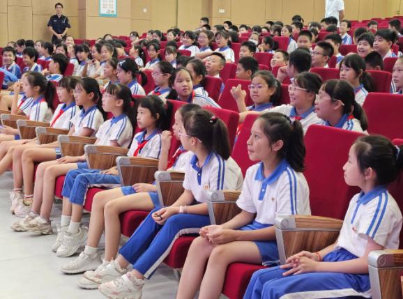 量化考核规范而应重视进程性点评重视学生在项目实践中的参与度 量化考核规范而应重视进程性点评重视学生在项目实践中的参与度